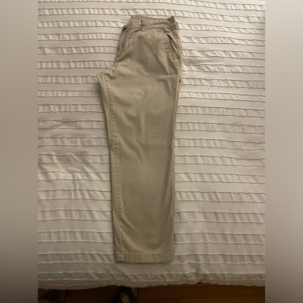 Old Navy cropped boyfriend pants size 10